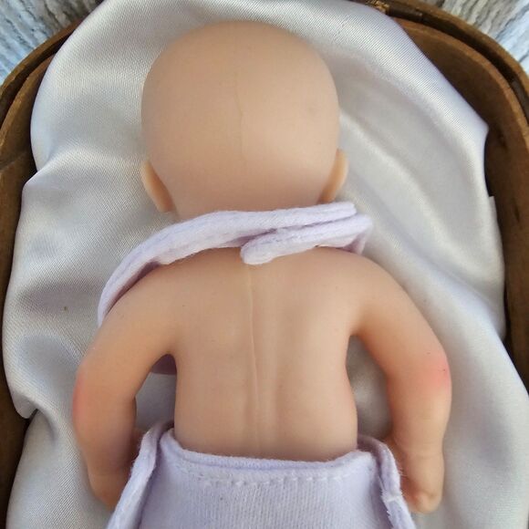 ♡ 6 inch Full Silicone Reborn Baby Doll With White Bib and Pants ♡ - Picture 7 of 10